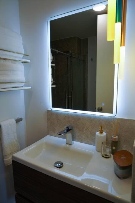 Hotel Suite Luxe Sunset Tijuana Eksteriør bilde